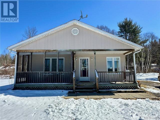 11252 - 105 Route, House detached with 1 bedrooms, 1 bathrooms and null parking in Perth NB | Image 1