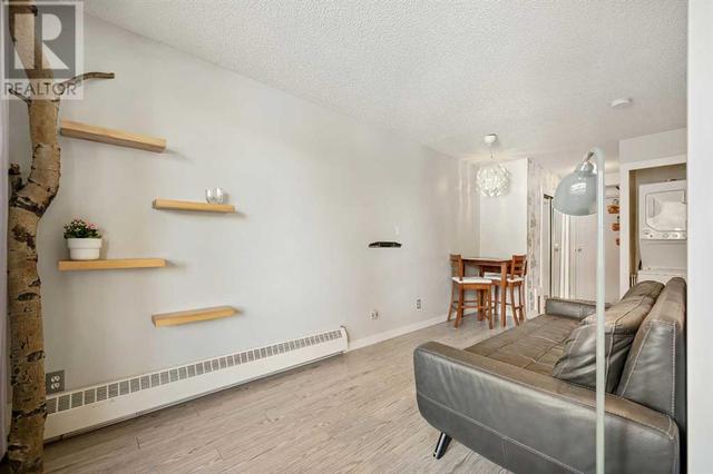 213, - 412 Squirrel Street, Condo with 1 bedrooms, 1 bathrooms and 1 parking in Banff AB | Image 6
