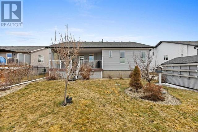 43 Vantage Crescent, House detached with 4 bedrooms, 3 bathrooms and 4 parking in Olds AB | Image 3