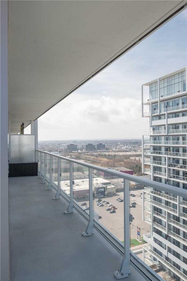 lph03 - 55 Speers Rd, Condo with 2 bedrooms, 2 bathrooms and 2 parking in Oakville ON | Image 9