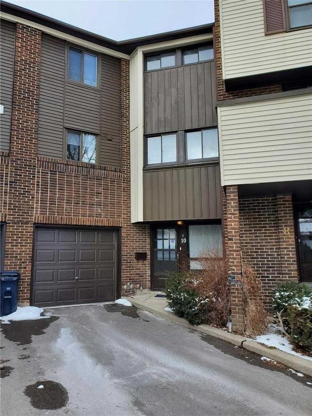 10 Lofty Hillway, Townhouse with 4 bedrooms, 3 bathrooms and 2 parking in Toronto ON | Image 1