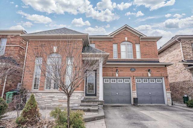 31 Baylawn Circ, House detached with 4 bedrooms, 3 bathrooms and 6 parking in Brampton ON | Image 1
