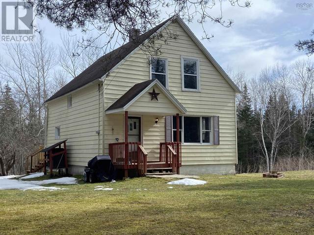 458 Cenotaph Road, House detached with 4 bedrooms, 1 bathrooms and null parking in Inverness, Subd. C NS | Image 1
