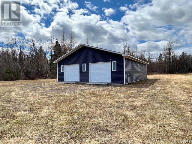 77 Rue Carleton, House detached with 6 bedrooms, 1 bathrooms and null parking in Rogersville NB | Image 5