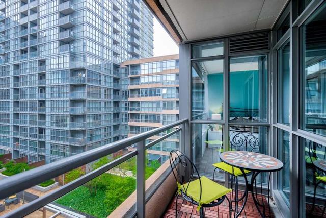 723 - 10 Capreol Crt, Condo with 1 bedrooms, 1 bathrooms and 1 parking in Toronto ON | Image 15