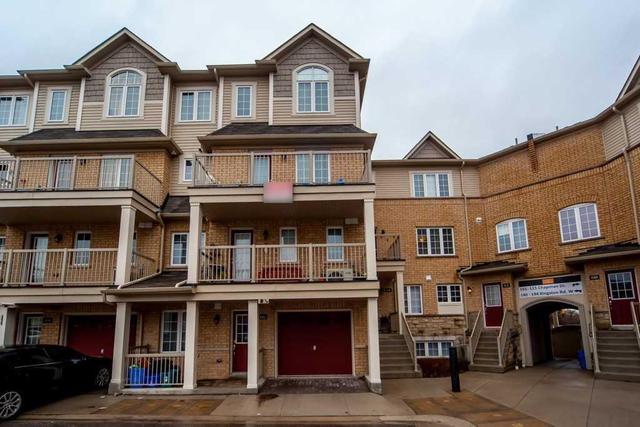 64 Abela Lane, Townhouse with 3 bedrooms, 2 bathrooms and 1 parking in Ajax ON | Image 1