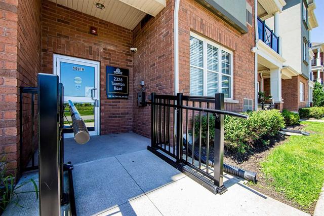 301 - 2326 Taunton Rd, Condo with 1 bedrooms, 1 bathrooms and 2 parking in Oakville ON | Image 12
