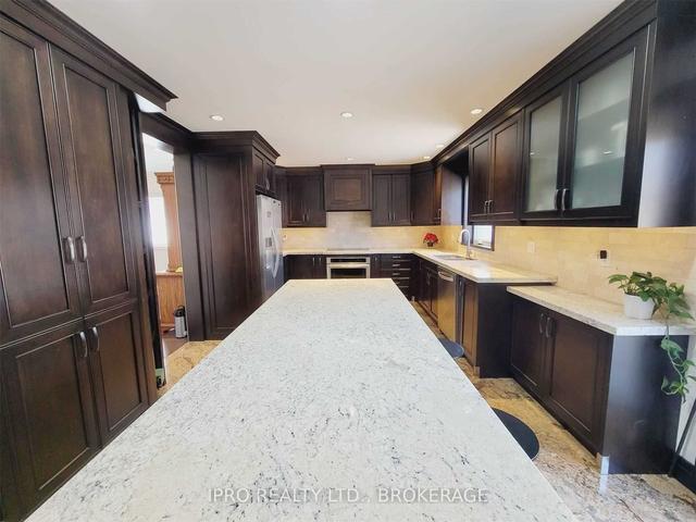 274 Falstaff Ave, House detached with 4 bedrooms, 4 bathrooms and 6 parking in Toronto ON | Image 4
