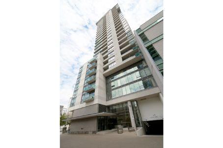 601 - 285 Mutual St, Condo with 2 bedrooms, 2 bathrooms and 1 parking in Toronto ON | Image 9