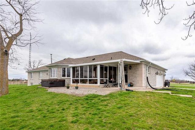 232 Eighth Rd E, House detached with 3 bedrooms, 4 bathrooms and 20 parking in Hamilton ON | Image 23