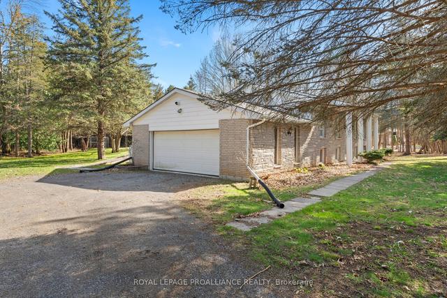 374 Scuttlehole Rd, House detached with 2 bedrooms, 2 bathrooms and 6 parking in Belleville ON | Image 12