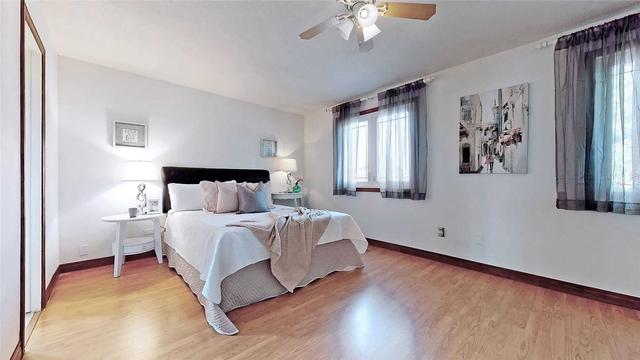 123 Granada Cres, House detached with 3 bedrooms, 4 bathrooms and 5 parking in Toronto ON | Image 11