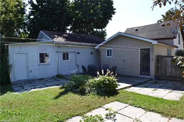 205 Belleville Road, House detached with 2 bedrooms, 2 bathrooms and 3 parking in Greater Napanee ON | Image 14