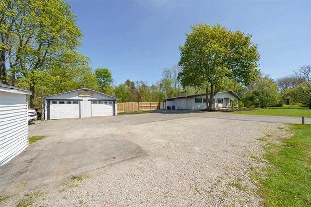 8229 #3 Highway, House detached with 3 bedrooms, 1 bathrooms and 10 parking in Haldimand County ON | Image 24