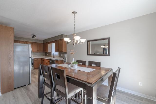 227 Dominion St, House semidetached with 2 bedrooms, 2 bathrooms and 5 parking in Strathroy Caradoc ON | Image 32