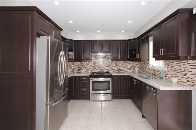 1072 Deacon Dr, House detached with 3 bedrooms, 3 bathrooms and 2 parking in Milton ON | Image 7