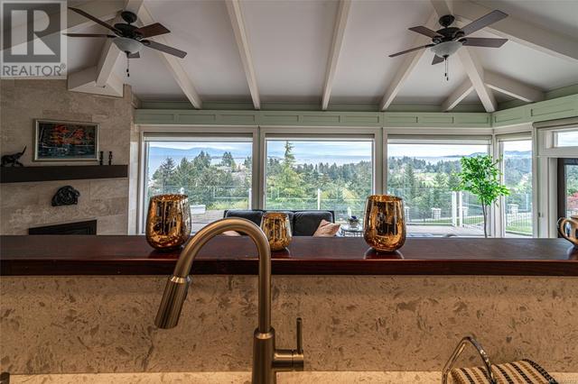 2225 Chelsea Pl, House detached with 3 bedrooms, 2 bathrooms and 4 parking in Nanaimo E BC | Image 14