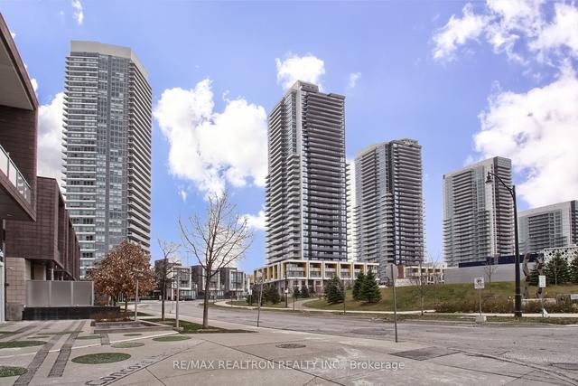 3108 - 95 Mcmahon Dr, Condo with 3 bedrooms, 2 bathrooms and 1 parking in Toronto ON | Image 1