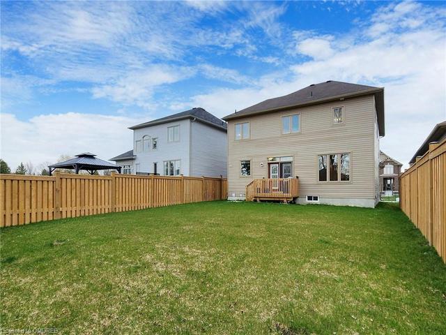 4 Hennessey Cres Crescent, House detached with 4 bedrooms, 3 bathrooms and 6 parking in Kawartha Lakes ON | Image 26