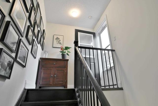 th2 - 208 Niagara St, Townhouse with 3 bedrooms, 2 bathrooms and 1 parking in Toronto ON | Image 11