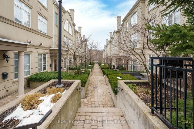 106 - 45 York Mills Rd, Townhouse with 3 bedrooms, 3 bathrooms and 2 parking in Toronto ON | Image 25