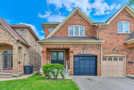 3258 Angel Pass Dr, House semidetached with 3 bedrooms, 4 bathrooms and 2 parking in Mississauga ON | Image 1