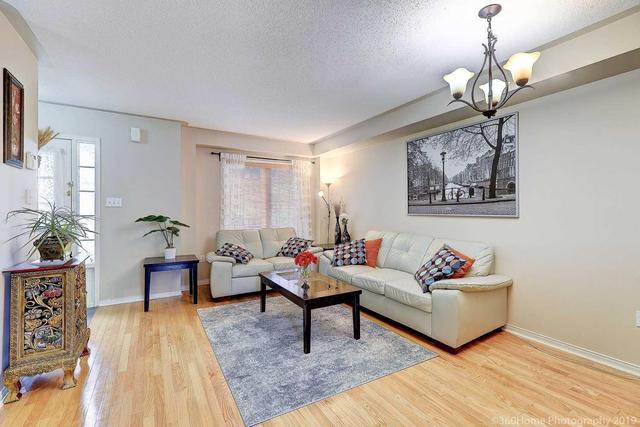 7 - 180 Brickworks Lane, Townhouse with 2 bedrooms, 3 bathrooms and 1 parking in Toronto ON | Image 2