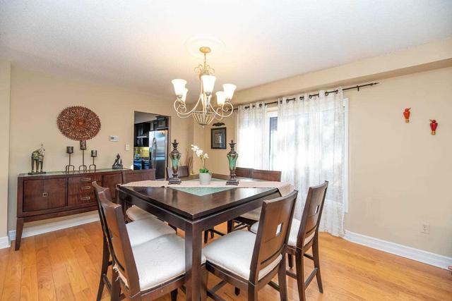 27 Kenpark Ave, House detached with 4 bedrooms, 5 bathrooms and 5 parking in Brampton ON | Image 18