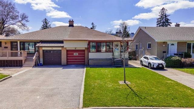 80 Pinemore Cres, House semidetached with 3 bedrooms, 2 bathrooms and 3 parking in Toronto ON | Image 1