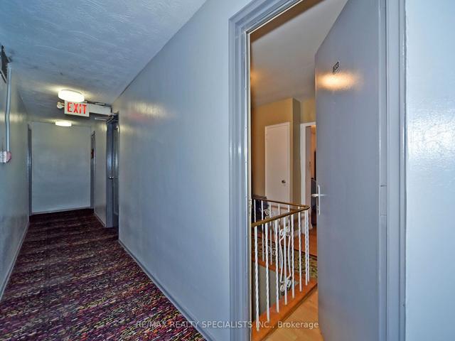 204 - 5877 Bathurst St, Townhouse with 2 bedrooms, 1 bathrooms and 1 parking in Toronto ON | Image 30