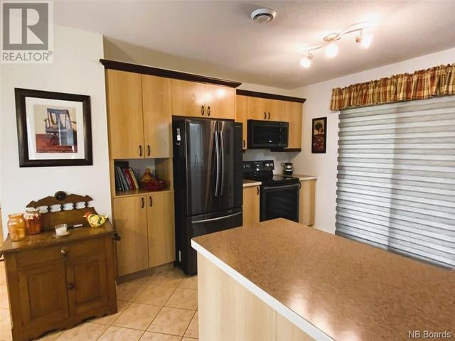 44 Perron Street, Home with 2 bedrooms, 1 bathrooms and null parking in Edmundston NB | Image 8