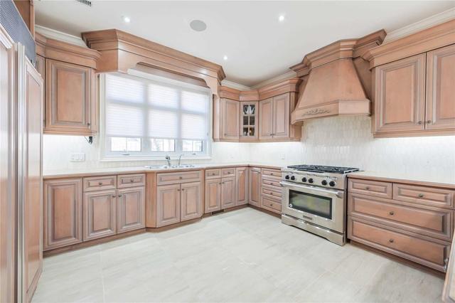 63 Pomander Rd, House detached with 4 bedrooms, 4 bathrooms and 15 parking in Markham ON | Image 5
