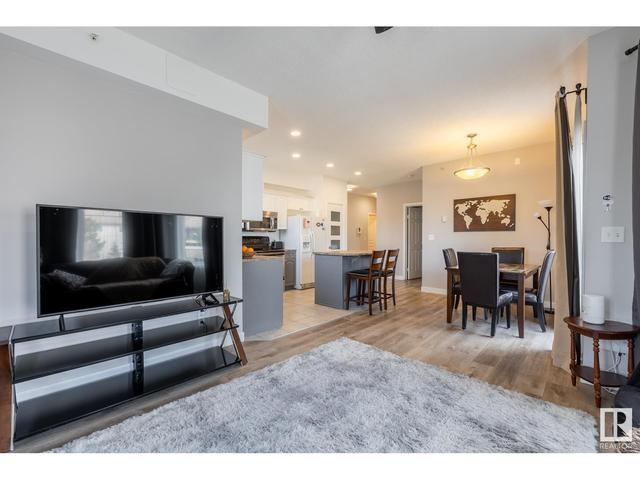305 - 8931 156 St Nw, Condo with 3 bedrooms, 2 bathrooms and null parking in Edmonton AB | Image 20