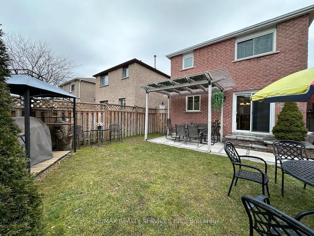 25 Cluett Dr N, House detached with 3 bedrooms, 3 bathrooms and 1 parking in Ajax ON | Image 28