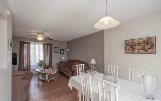 2584 Lawrence Ave, House detached with 3 bedrooms, 2 bathrooms and 8 parking in Innisfil ON | Image 3