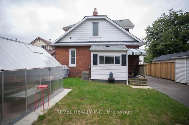166 Brock St, House detached with 3 bedrooms, 2 bathrooms and 5 parking in Brantford ON | Image 26
