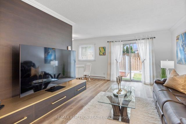 20 Harper Way, Townhouse with 4 bedrooms, 2 bathrooms and 2 parking in Markham ON | Image 38