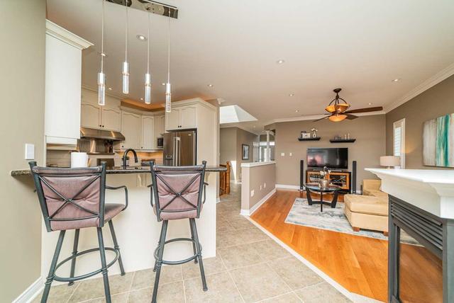 9 Annavita Crt, House detached with 3 bedrooms, 3 bathrooms and 6 parking in Whitby ON | Image 4