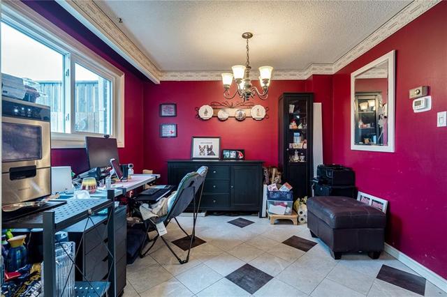 132 Hansen Drive N, House semidetached with 4 bedrooms, 2 bathrooms and 3 parking in Brampton ON | Image 9