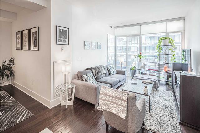 418 - 29 Queens Quay E, Condo with 2 bedrooms, 2 bathrooms and 1 parking in Toronto ON | Image 5