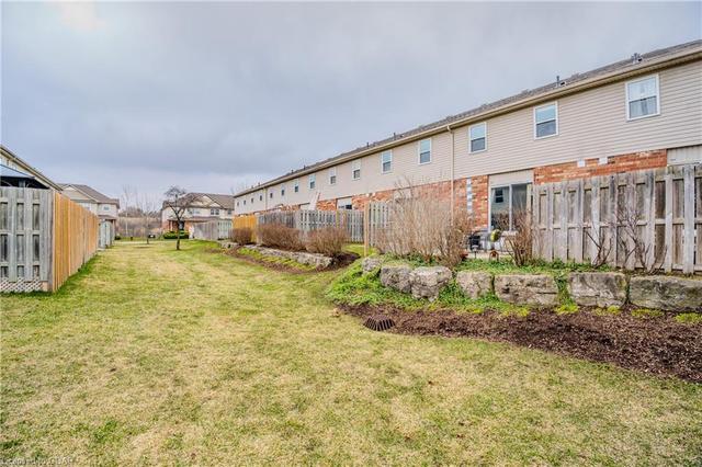 112 - 30 Imperial Rd S, House attached with 4 bedrooms, 2 bathrooms and 2 parking in Guelph ON | Image 32
