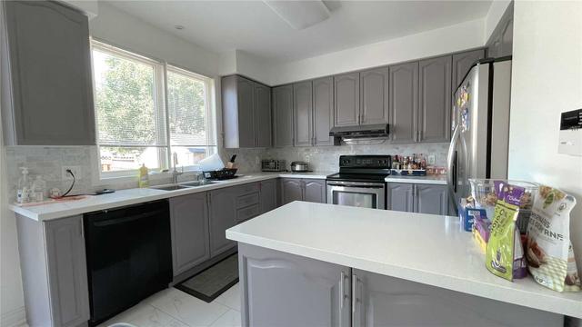 6 Saxony Dr, House detached with 4 bedrooms, 4 bathrooms and 4 parking in Markham ON | Image 18