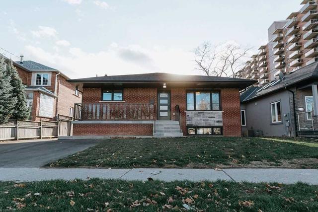 1046 Caven St, House detached with 2 bedrooms, 4 bathrooms and 3 parking in Mississauga ON | Image 12