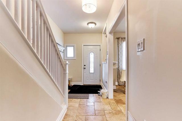 upper - 1951 Dufferin St, House semidetached with 3 bedrooms, 1 bathrooms and 1 parking in Toronto ON | Image 33