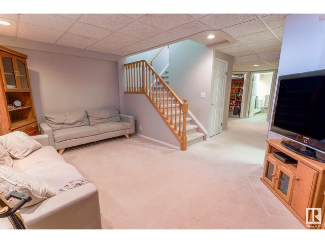 3244 36b Av Nw, House detached with 5 bedrooms, 3 bathrooms and null parking in Edmonton AB | Image 40