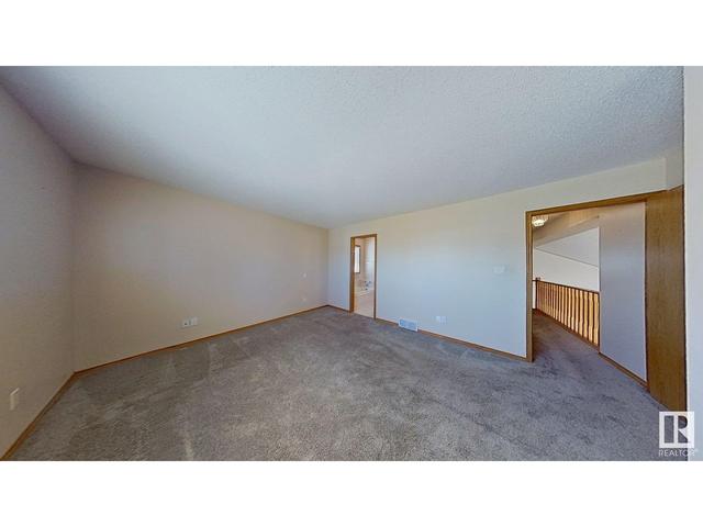 360 Millrise Dr Sw, House detached with 3 bedrooms, 2 bathrooms and null parking in Calgary AB | Image 28