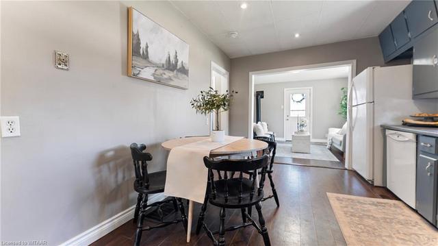 165 North Town Line W, House detached with 3 bedrooms, 1 bathrooms and 8 parking in Ingersoll ON | Image 3