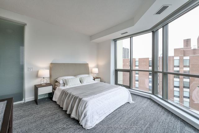 703 - 3 Mcalpine St, Condo with 2 bedrooms, 2 bathrooms and 1 parking in Toronto ON | Image 7