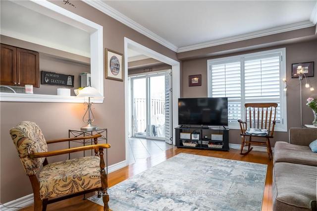 43 - 7 Southside Pl, Townhouse with 3 bedrooms, 3 bathrooms and 2 parking in Hamilton ON | Image 3