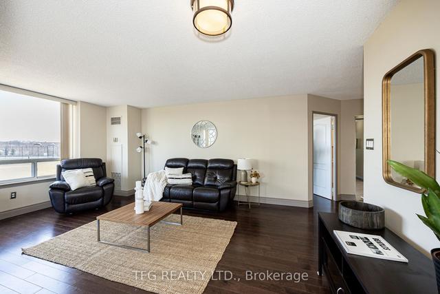 482 - 1 Greystone Walk Dr, Condo with 2 bedrooms, 2 bathrooms and 1 parking in Toronto ON | Image 6